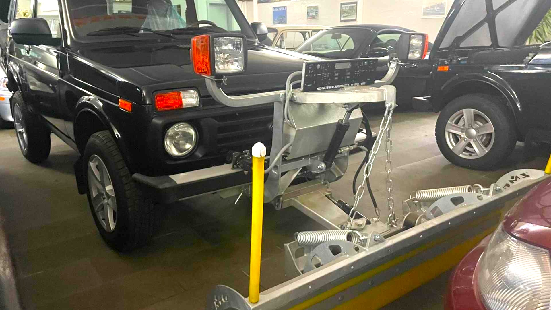 В Германии продают Lada Niva-снегоуборщик за 3,6 млн рублей