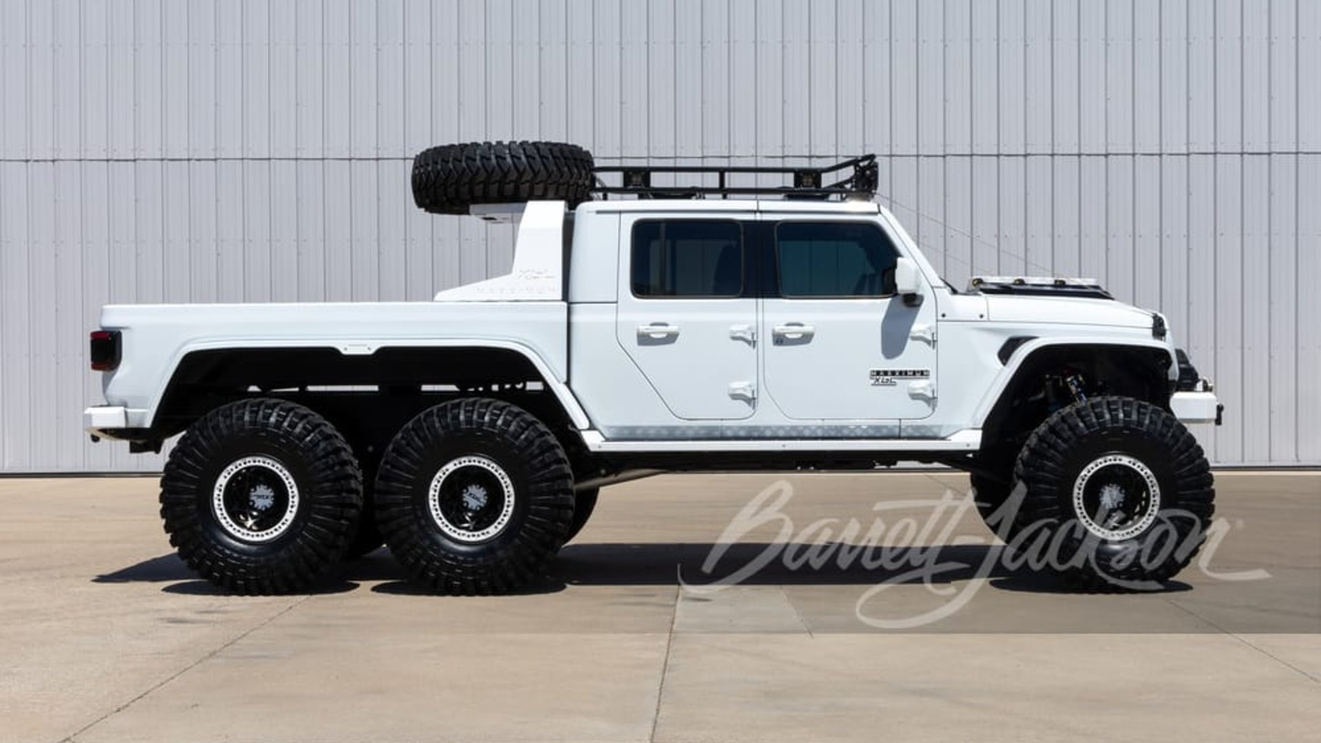 Jeep Gladiator 6×6 получил 42-дюймовые шины и третий мост