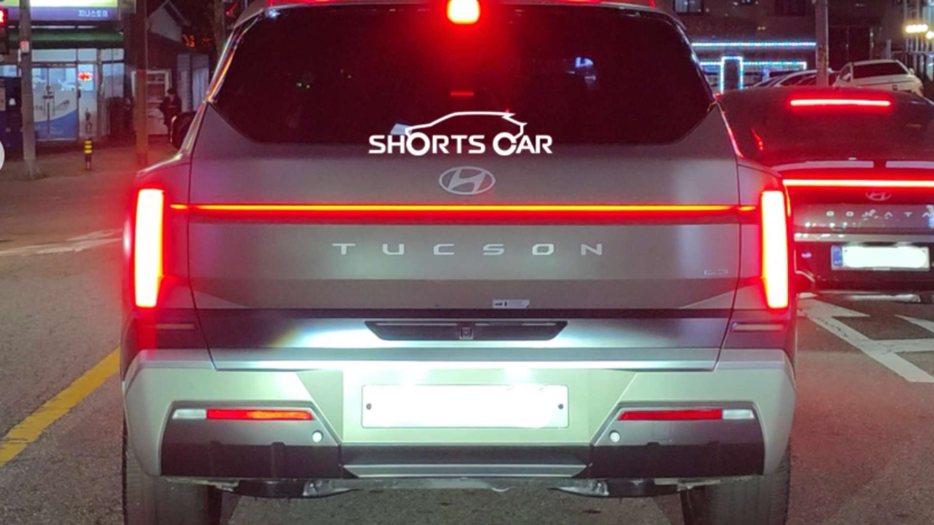 Новый Hyundai Tucson впервые показался в ночи