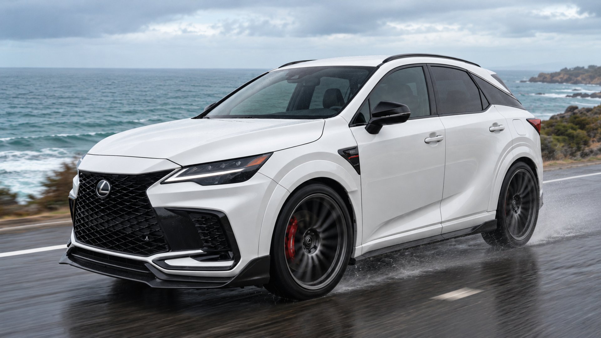 Обновленный Lexus RX может бросить вызов BMW X5 M