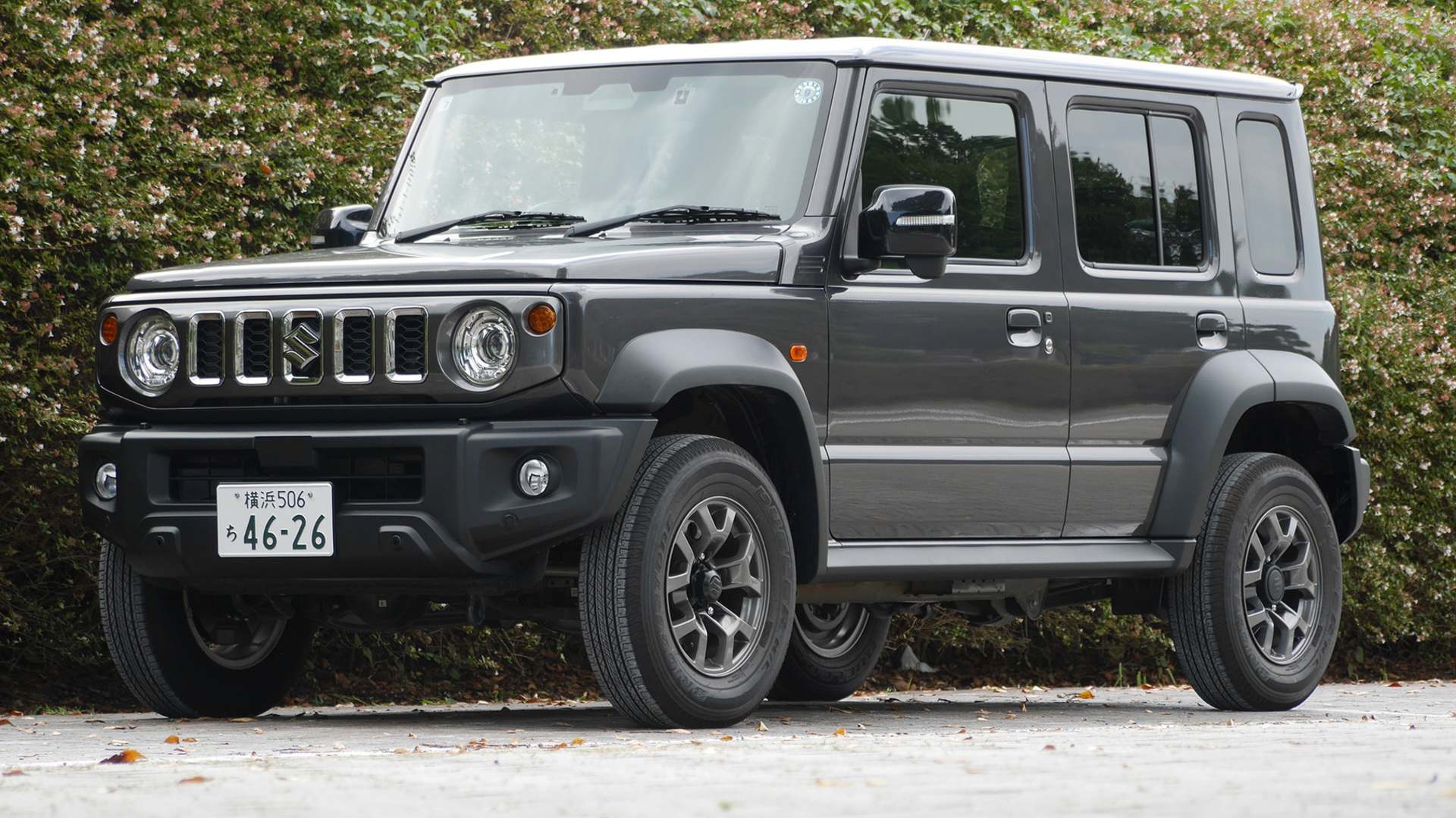 В Японии объяснили, почему Suzuki Jimny Nomade лучше покупать с АКПП, а не с «механикой»