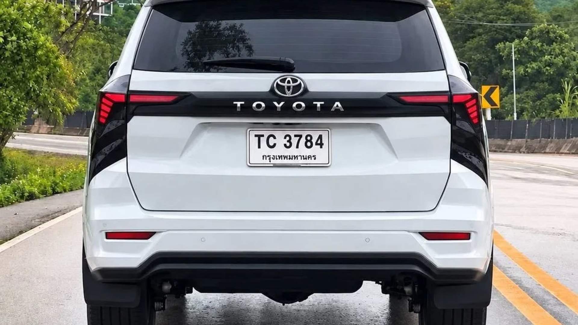 Новый недорогой рамный внедорожник Toyota почти готов к премьере
